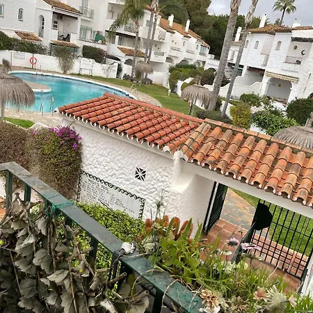 Modern One Bed El Paraiso 公寓 埃斯特波纳